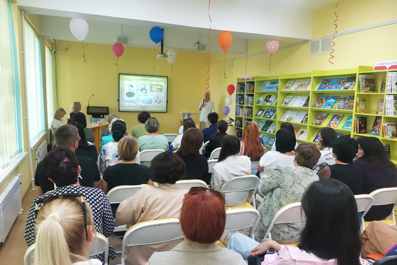 Участники Ежегодной сентябрьской школы методистов