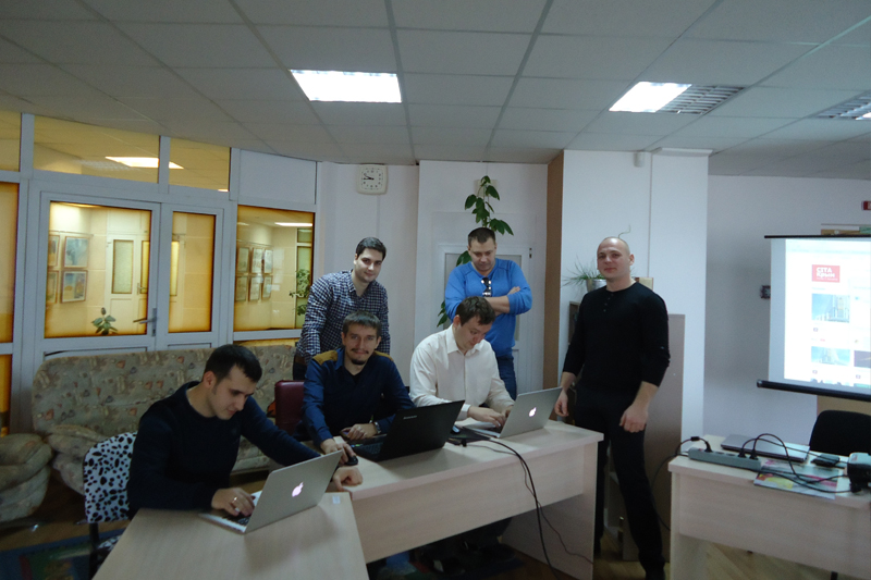 Представители Крымской информационно-технологической организации