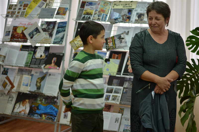 Зарема Хайрединова, руководитель Детской анимационной студии МАНюня при Малой академии наук «Искатель»; Ибраим Абдураманов, её ученик