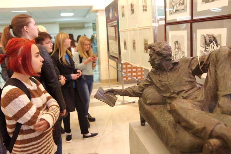 Знакомство гостей с экспозицией