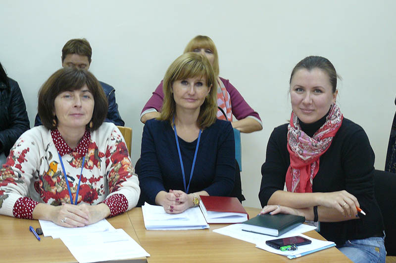 Готовы к обсуждению. Cлева направо: Елена Вороная, Ольга Колупаева, Анна Макеева