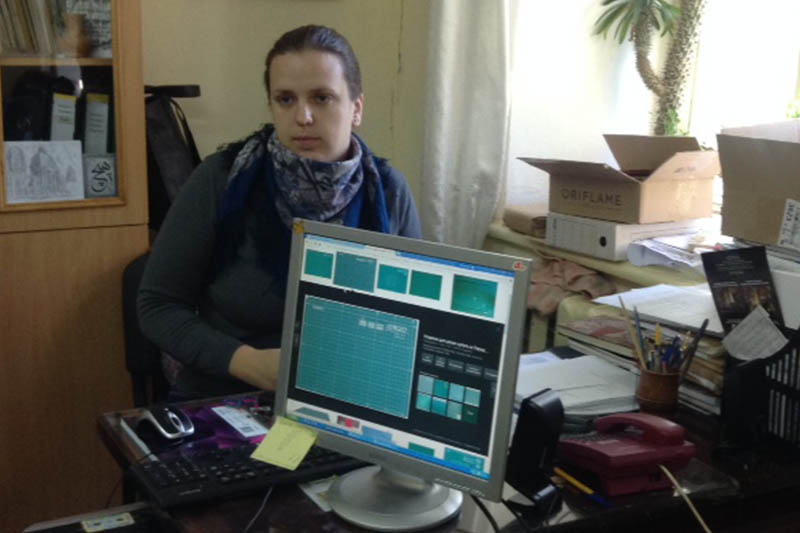 2. Елена Сергеевна Шандарева, художник-реставратор Сектора научной реставрации Библиотеки иностранной литературы г. Москва.