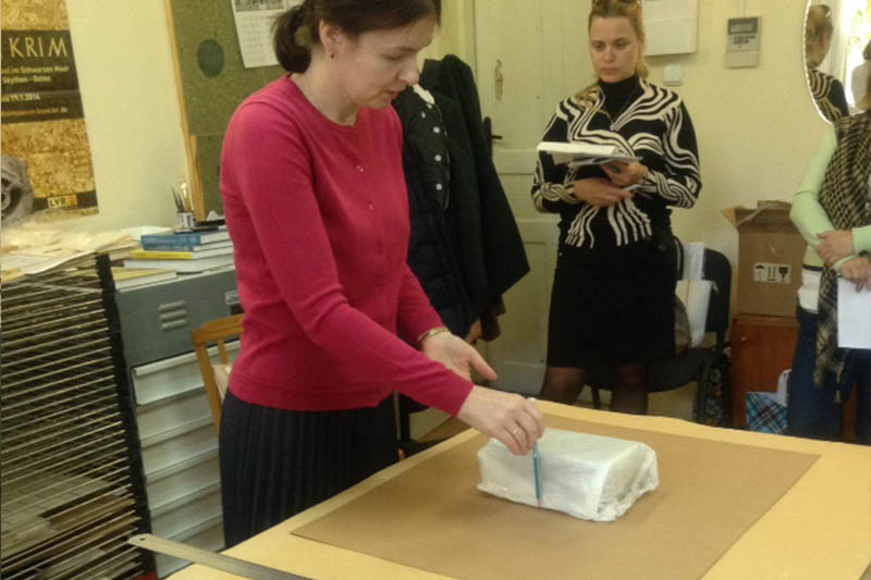 5. Процесс изготовления защитного футляра.