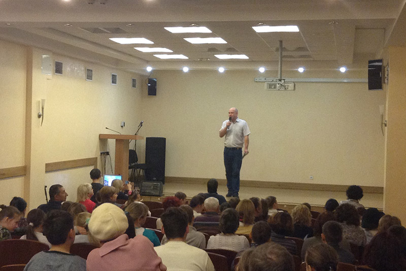 член Союза писателей Республики Крым Юрий Поляков