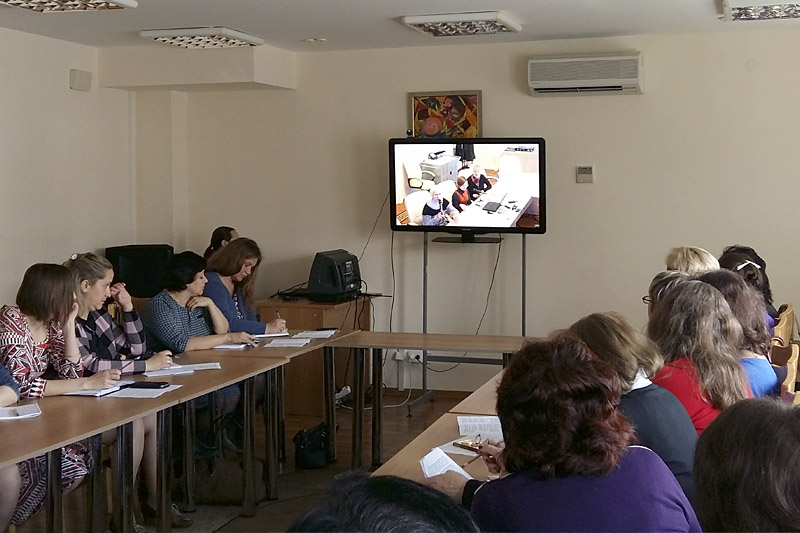 Ведущий научный сотрудник Федерального центра консервации библиотечных фондов Российской национальной библиотеки, председатель Секции по сохранности библиотечных фондов Российской библиотечной ассоциации Екатерина Лоцман Ведущий научный сотрудник Федерального центра консервации библиотечных фондов Российской национальной библиотеки Екатерина Трепова, Заведующая сектором профилактики и долговременного хранения фондов Федерального центра консервации библиотечных фондов Российской национальной библиотеки Наталья Мамаева