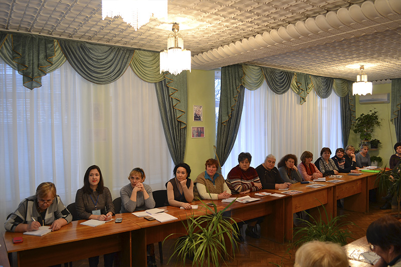 Участники семинара библиотекарей Раздольненской централизованной библиотечной системы «Библиотека: новые возможности и новое качество. Работа с отдельными категориями пользователей»