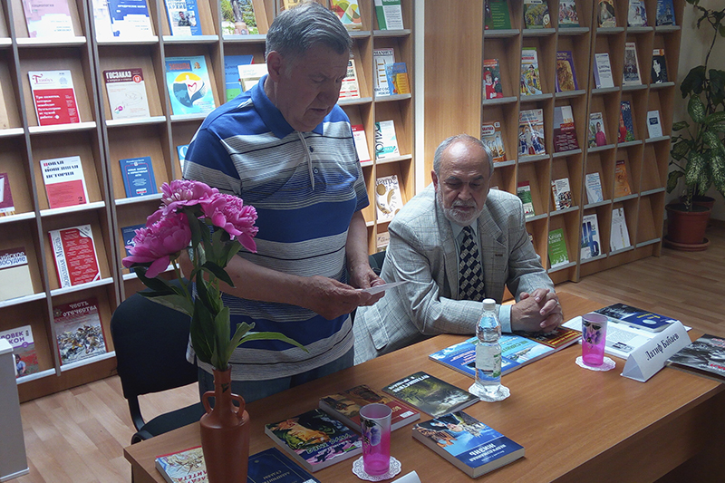 Виталий Соловьев