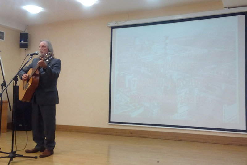 Заслуженный работник культуры Республики Крым, бард Владимир Грачев