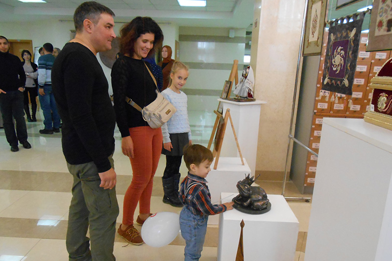 Гости вернисажа