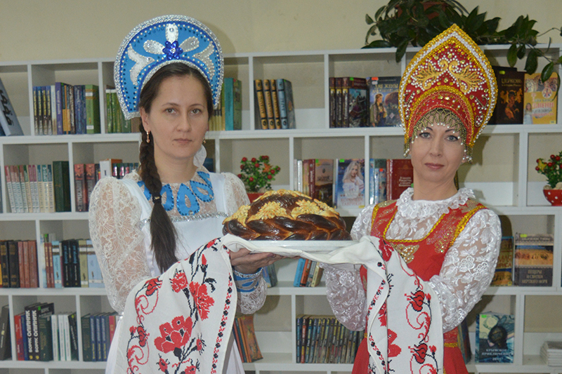 Встреча гостей в Керченской центральной детской библиотеке им. В. Дубинина