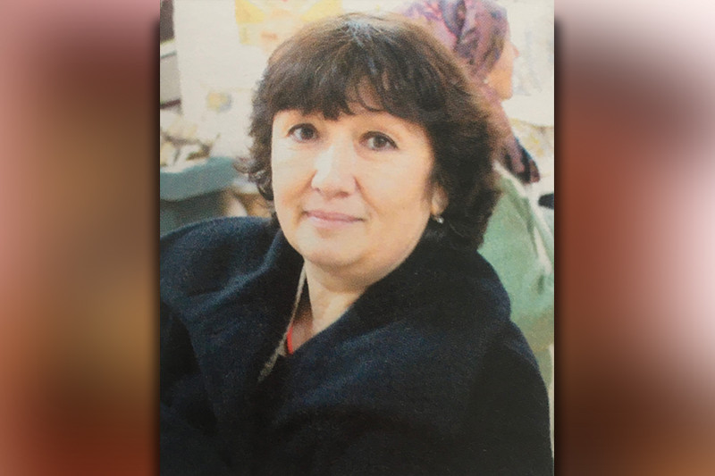 Мастер золотого шитья и художественной вышивки Халиде Кипчакова