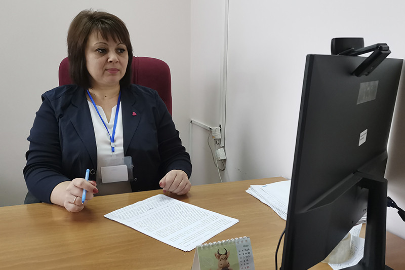 Ведущий методист библиотеки сектора корпоративных проектов и внешних связей научно-методического отдела Крымской республиканской универсальной научной библиотеки им. И. Я. Франко Екатерина Решетило