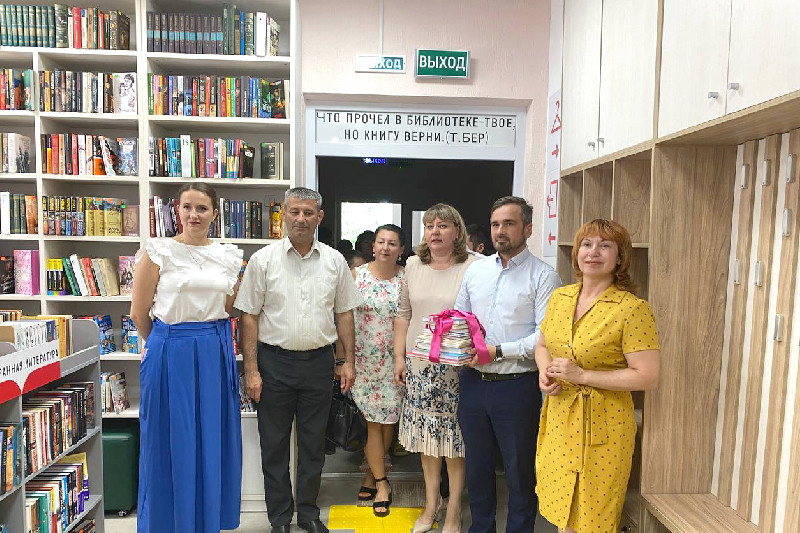 Экскурсия по обновленной библиотеки