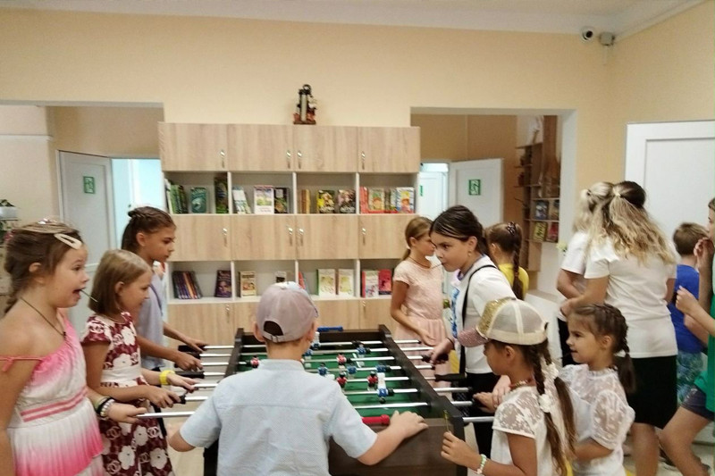 Торжественное открытие модельной библиотеки на базе Библиотеки семейного чтения Евпаторийской ЦБС