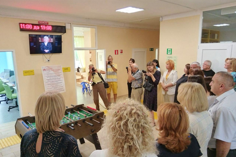 Торжественное открытие модельной библиотеки на базе Библиотеки семейного чтения Евпаторийской ЦБС